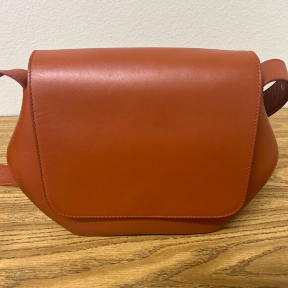 EUC Cuyana Hexagon Crossbody Bag in Sienna Smooth Italian Leather - Picture 1 of 16